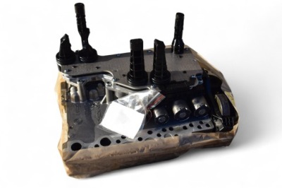 Блок керування коробки мехатроніка ford volvo powershift 7m5r-7h035-ca фото №1