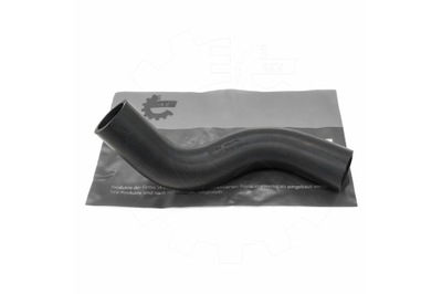 Шланг радиатора toyota 4 runner land crusier 16571-67070 фото №1