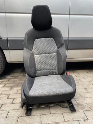 Renault clio v сидіння правий перед фото №1