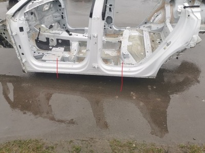 Audi q8 блок двигателя средний левый порог фото №1