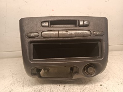 Чейнджер радіо касети toyota yaris i 86120--0d012 фото №1