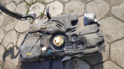 Бак топлива помпа 1.6 ehdi c4 picasso ii фото №1