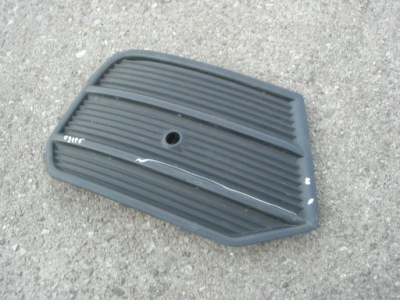 Решётка бампера r audi q3 8u0807682q w-wa фото №1