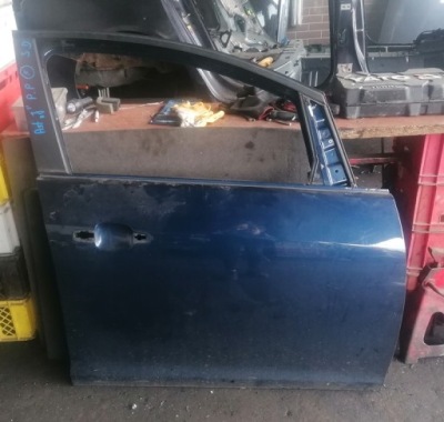 Opel astra j 12r дверь правый перед z22a голый фото №1