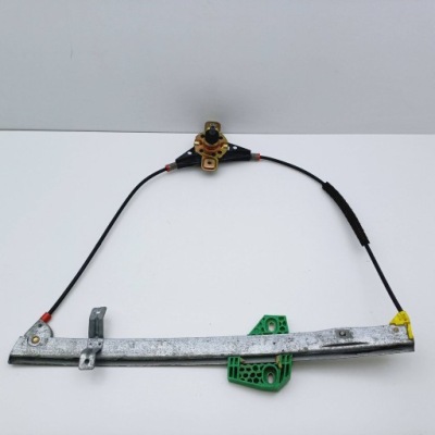 Підйомник вікон механічний ліве перед mazda 121 3 дверей nr1266 фото №1