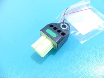 Датчик датчик удару lexus gs iv 11-20 фото №1