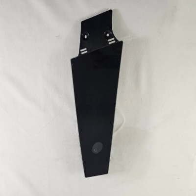 Молдинг стойка дверь левая tesla model s plaid 2023r 1496716-00-b фото №1