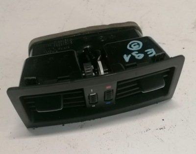 Bmw 3 e91 11r lift - решітка обдув 7129556 фото №1