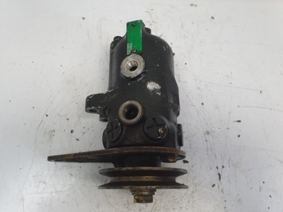 Alfa romeo 75 2.0 ts насос підсилювача 8601955117 фото №1