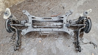 Балка підвіска задня / oś - kia sportage iv fl tucson 18-22 2wd фото №1