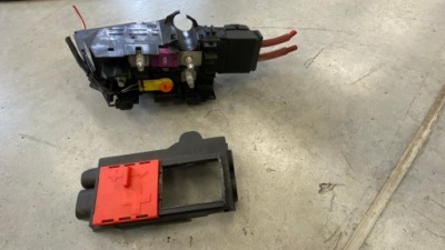 Піропатрон коробка запобіжників mercedes ml gl w166 1665402450 фото №1