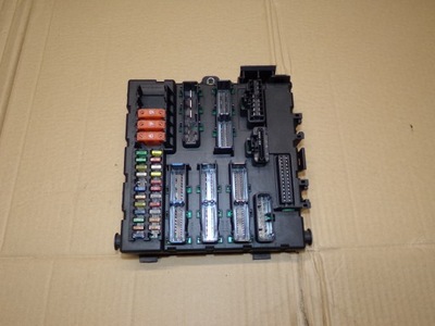 Коробка предохранителей модуль 13170890cy vectra c фото №1