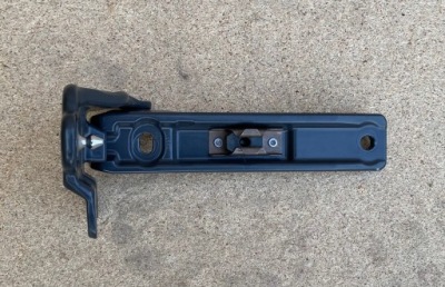 Петля решётка rh volvo fh 5 82192396 фото №1