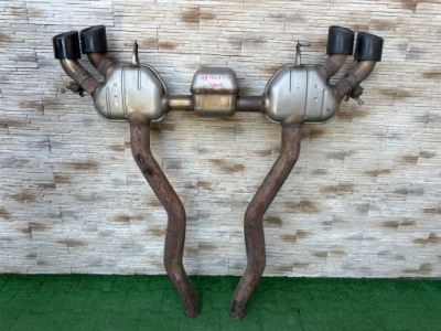 Вихлоп гасник bmw m8 f91 f92 f93 8095272 8071133 фото №1