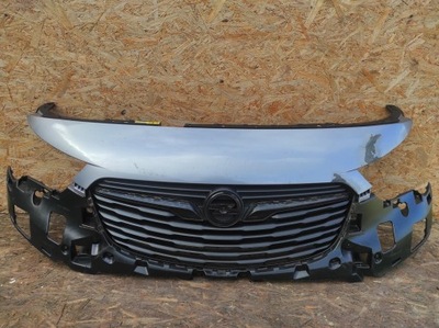 Решітка радіатора решітка радіатора opel combo e фото №1