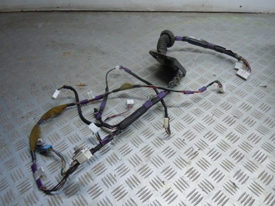 Электропроводка дверь левый перед prius iii 8215247320g фото №1