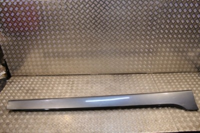 Bmw f46 захист молдинг поріг права 7318852 фото №1