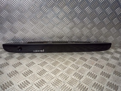 Накладка кришки багажника mazda premacy 1.9 16v c10050811 фото №1