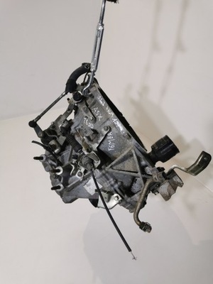 Коробка передач передач mitsubishi asx 1.8 did f6mba фото №1