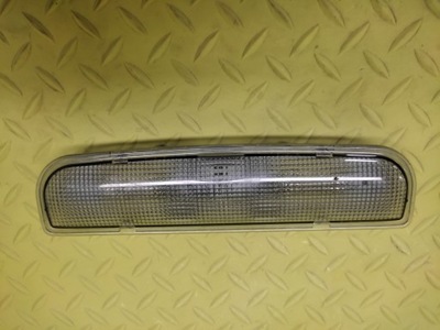 Audi a3 8p лампа освітлення кабіни 8p0947111 фото №1