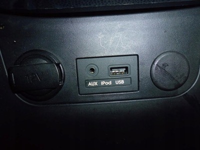 Kia picanto ii прикурювач 2011-17r фото №1