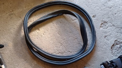 Mini cooper f55 прокладка кришки багажника фото №1