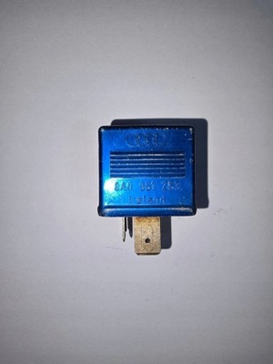 Audi a2 реле 8a0951253 фото №1