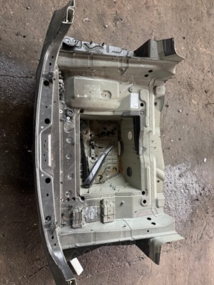 Піддон багажника ремінь задній bmw f01 f02 фото №1