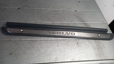 Молдинг поріг права volvo v40 02r kombi фото №1