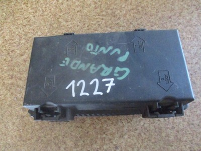 Коробка запобіжників grande punto 9806687980 фото №1