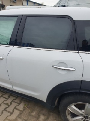 Mini countryman f60 дверь левое задняя коплектная  белый b15 идеальное фото №1