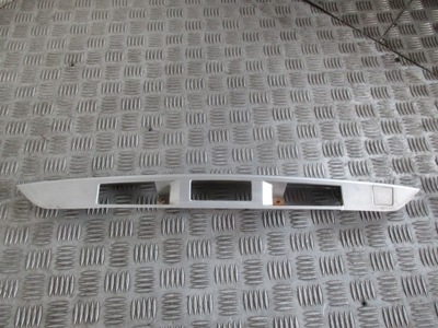 Накладка крышки задняя mazda premacy 01-05 2.0 d фото №1