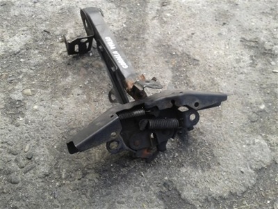 Замок капот toyota corolla verso ii europa фото №1