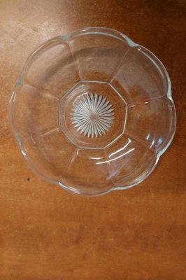 Salaterki szklane talerzyk deserowy miseczki design
