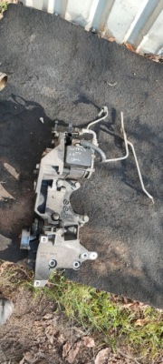 Skoda superb ii lift 1.6 tdi cayc кронштейн рычаг натяжителя фото №1