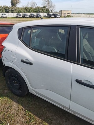 DACIA SANDERO 3 DE PUERTA PARTE TRASERA DERECHA COMPUESTO DV369  