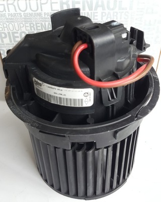 Воздуходувка вентилятор dacia sandero logan 272101170r фото №1