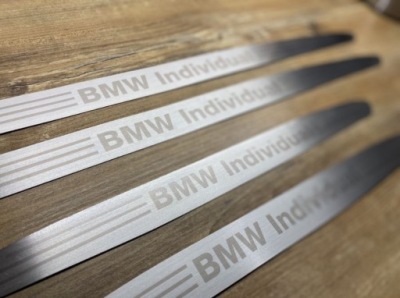 Bmw оригінальний номер 7897243 накладка фото №1