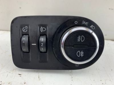 Opel zafira c переключатель света 13294819 фото №1