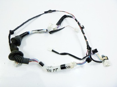 JUEGO DE CABLES DE PUERTA PARTE DELANTERA EL TOYOTA YARIS 3 2011-  