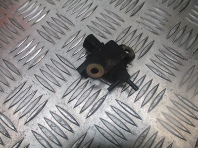 Клапан вакуумa ford mondeo mk3 1s7g-9j559-ba фото №1