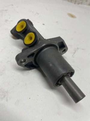 Bmw 5 e34 1996 насоса гальмівні фото №1