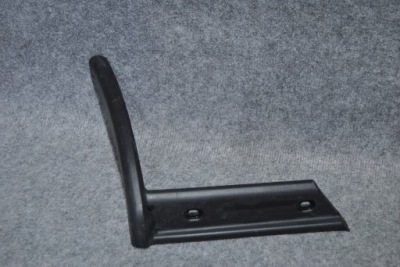 Dodge ram 1500 iv брызговик направляющая кузов левый задняя фото №1