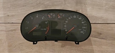 Счетчик audi a3 8l vdo 8l0920900l фото №1