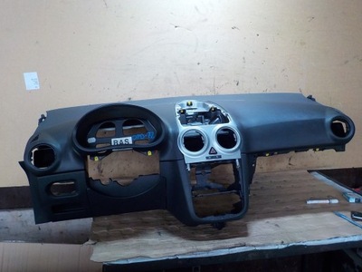 Corsa d 1.3cdti панель приладів консоль фото №1