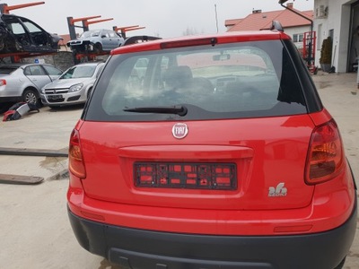 Fiat sedici 08r zcf крышка багажника багажника czerwona фото №1