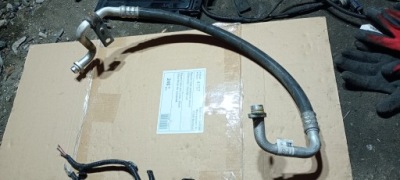 Шланг кондиціонер trafic vivaro talento b 14-19 rok 1,6 dci 924543135r фото №1