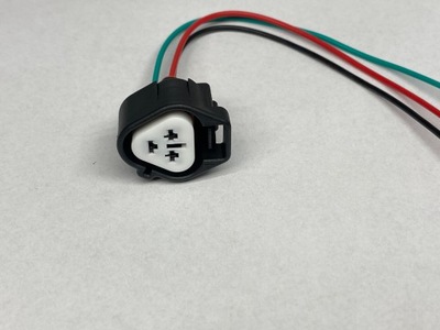 Штекер колодка з'єднувач 3 pin компресора кондиціонера toyota фото №1