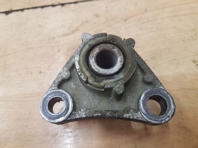 Подушка распорки volvo s80 2.5 tdi фото №1