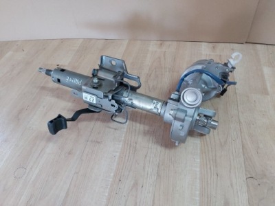 Toyota prius iv prime усилитель руля фото №1